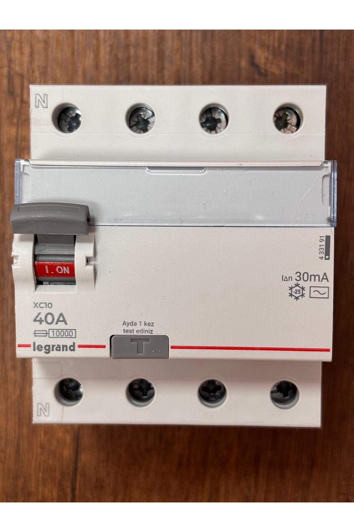 4Px40A 30mA